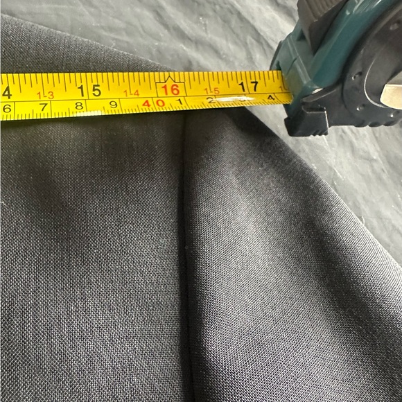 Banana Republic Black Martin Fit Suit Pants. Size 6. - Picture 13 of 15